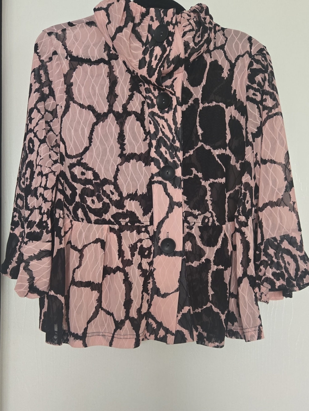 Women’s Printed Button-Front Peplum Top - Pink/Black